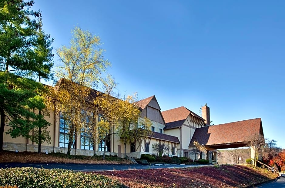 Holiday Inn At Six Flags Saint Louis by IHG