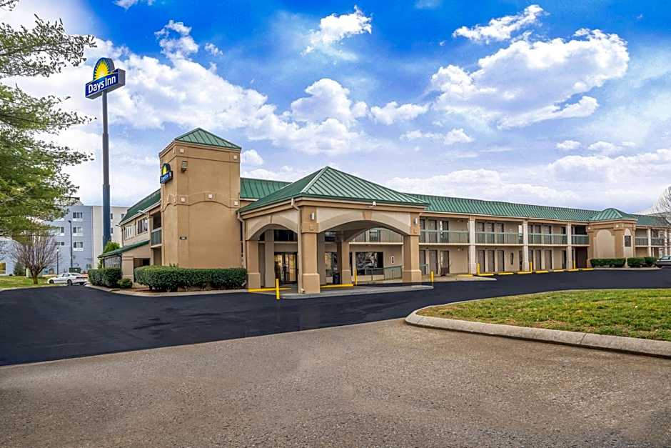 Days Inn by Wyndham Clarksville North