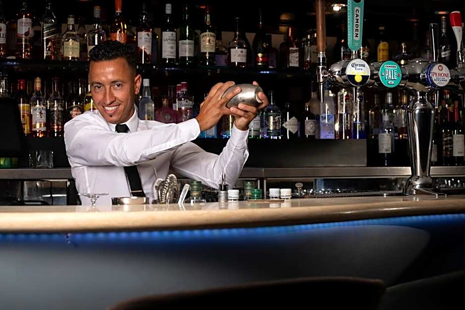 Donnington Manor Hotel