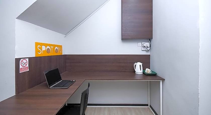 Hotel O Lm Residence