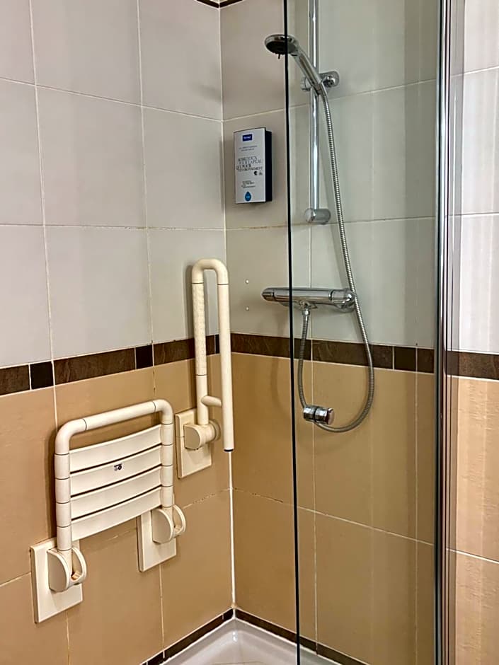 Kyriad Limoges Centre Gare - Atrium