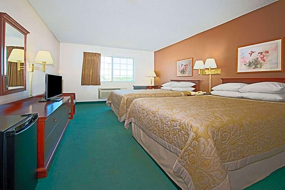 Super 8 by Wyndham Richmond