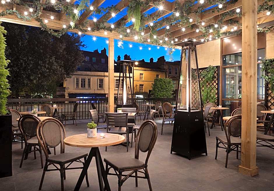 DoubleTree by Hilton Bath