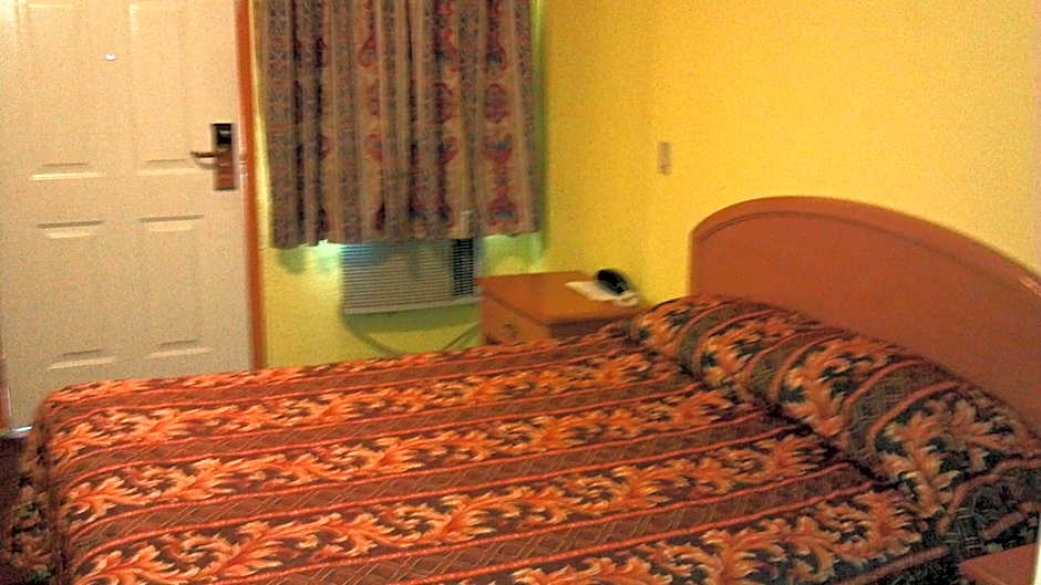 Travel Eagle Inn Motel