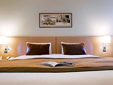 Classic Room with 2 Zip Beds