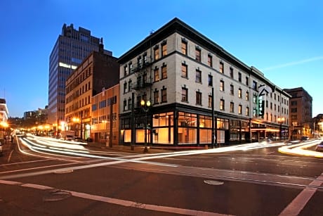 The Clyde Hotel Portland by Kasa