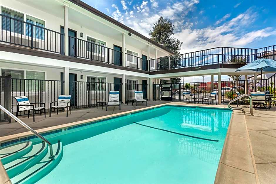 Best Western Rose Garden Inn