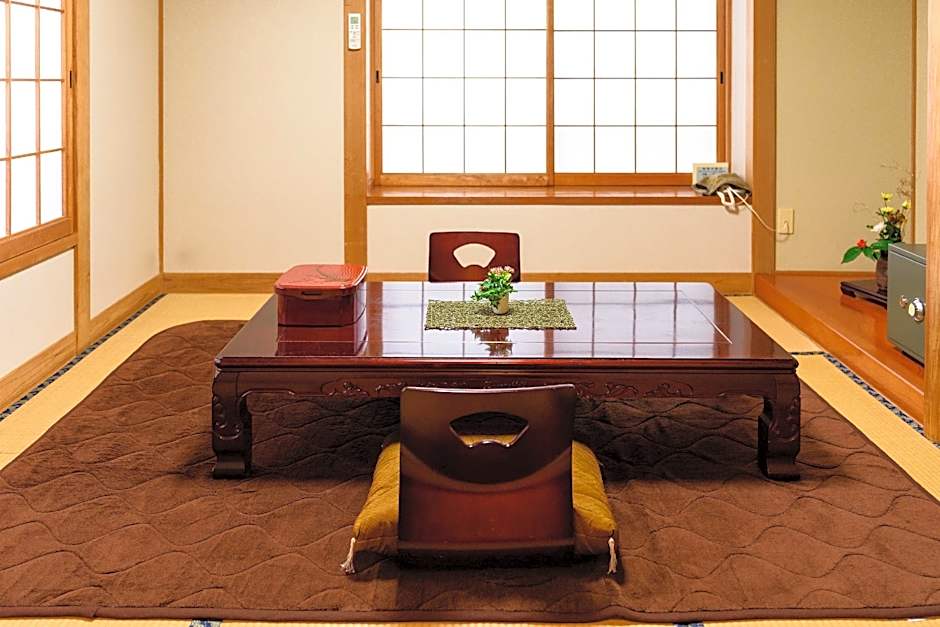 Yufuin Onsen Ryokan Jinnouchi