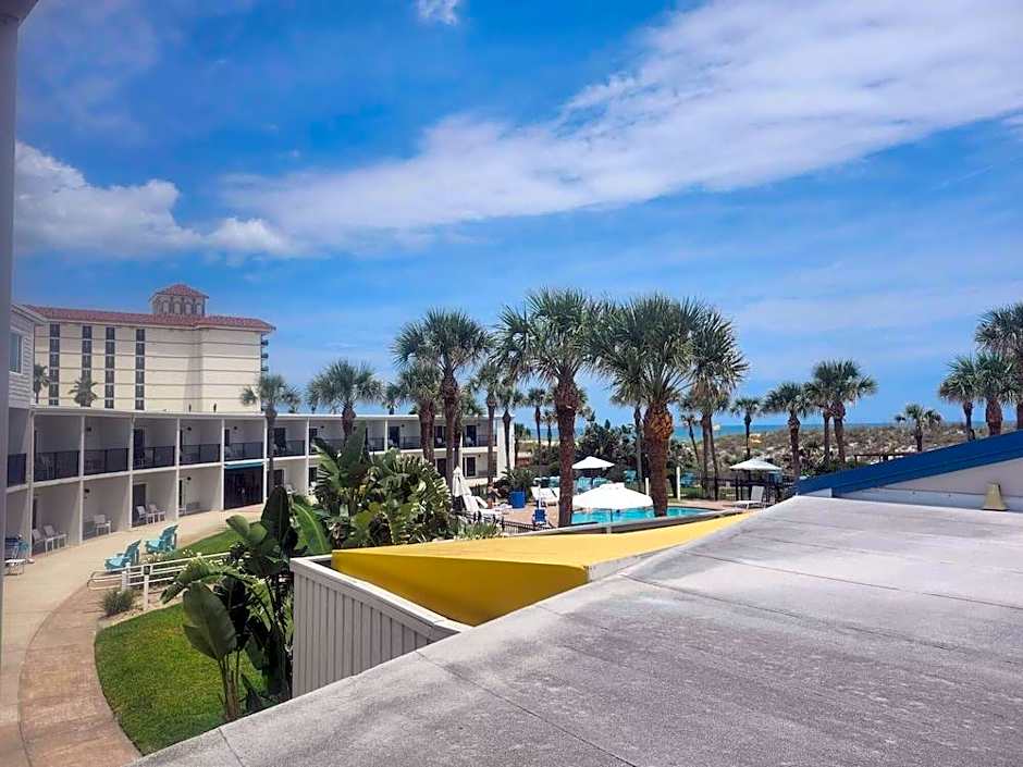 The Seahorse Oceanfront Inn