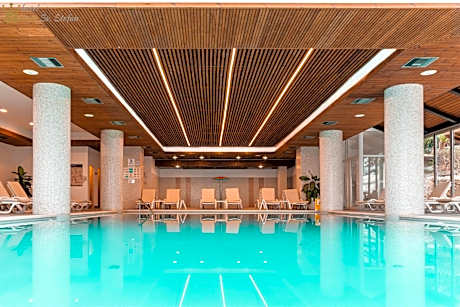 Hotel & Spa Tino Sveti Stefan