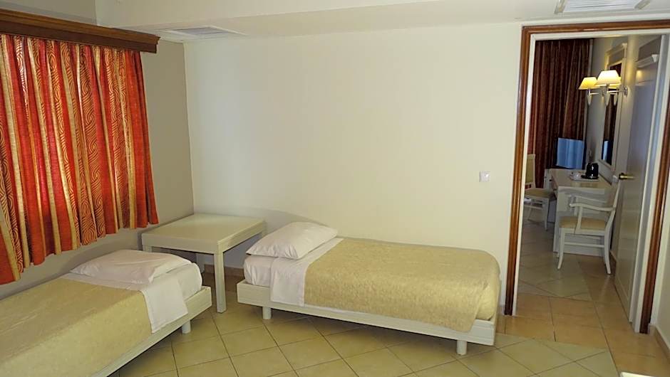 Kipriotis Aqualand Hotel