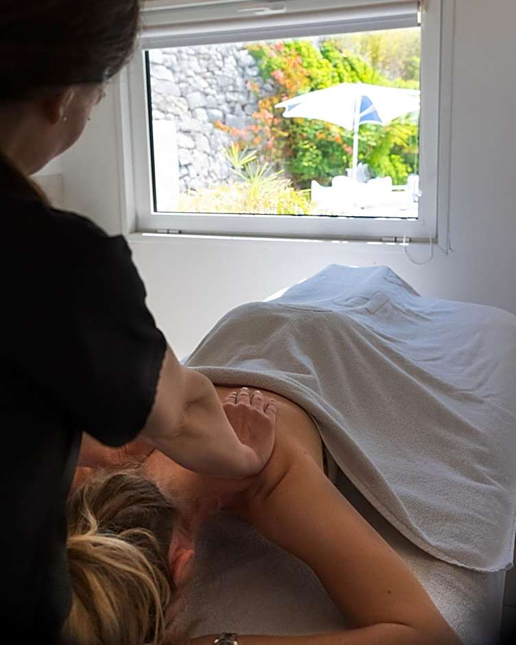 Hotel de La Plage - Mahogany