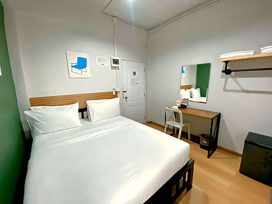 9TY hotel (ninety hotel)
