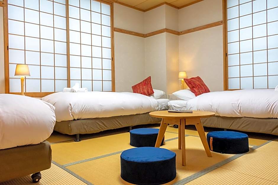 T Square Hakuba