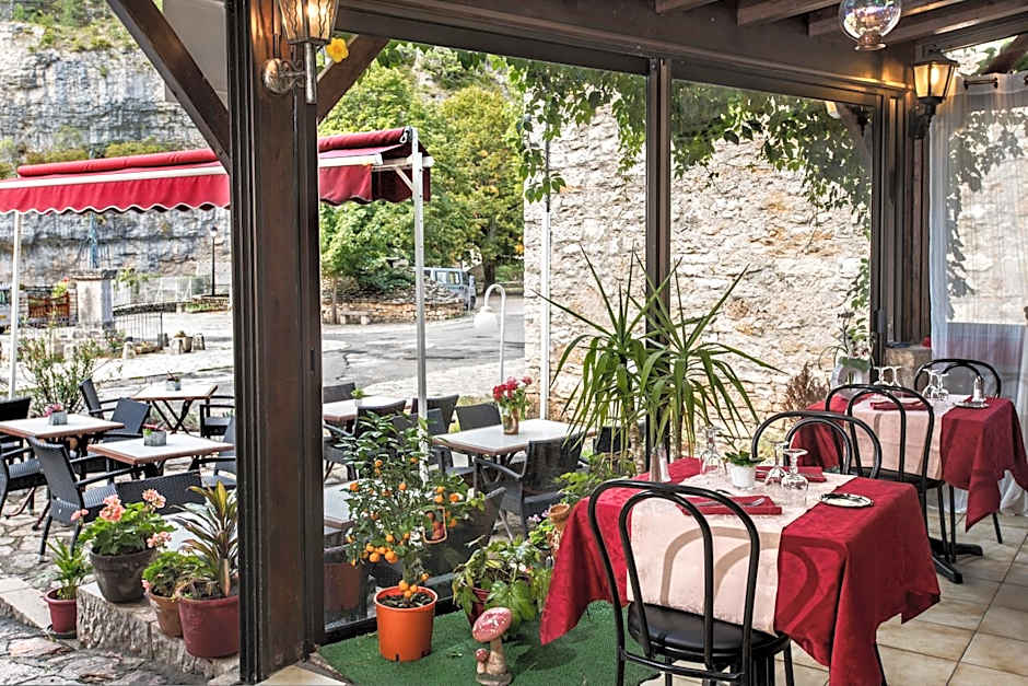 Logis Hotel restaurant Auberge de la Cascade