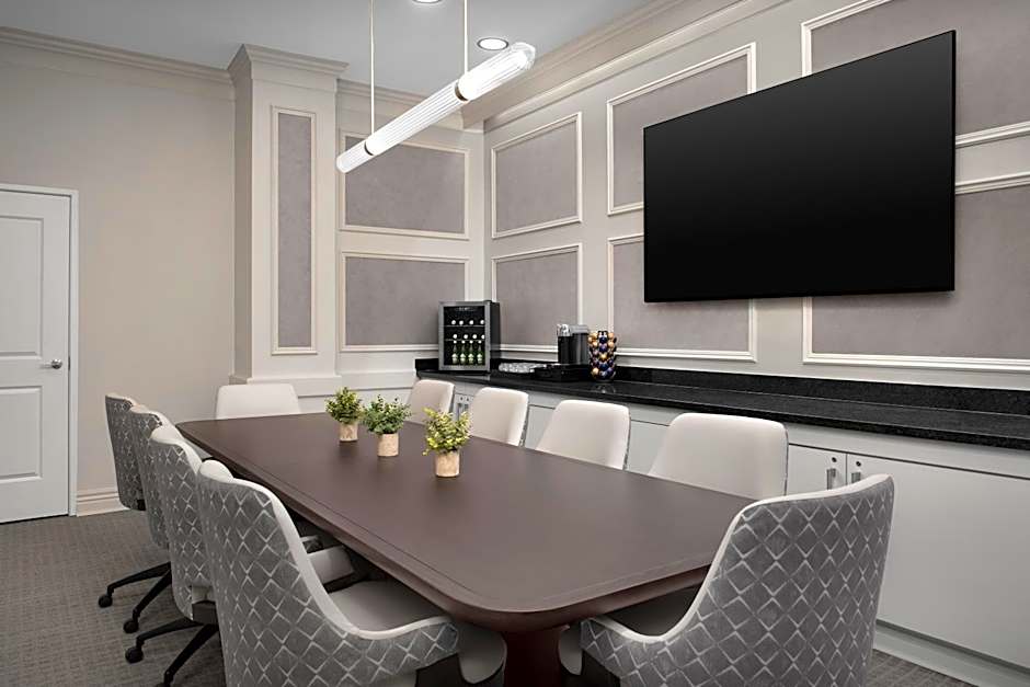 Courtyard by Marriott Richmond Downtown
