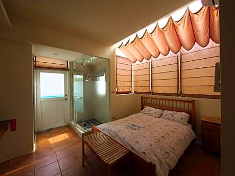 Standard Double Room - Annex 2