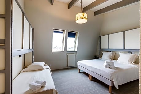 Two-Bedroom Apartment (6 Adults)