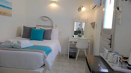 Standard Room with Shared Balcony