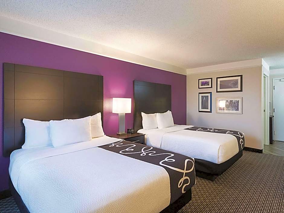 La Quinta Inn & Suites by Wyndham Austin Round Rock