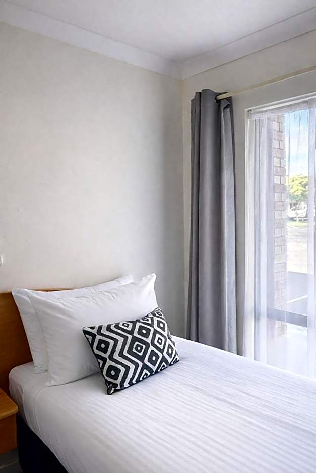 Busselton Motel
