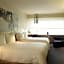 Hotel Le Germain Maple Leaf Square