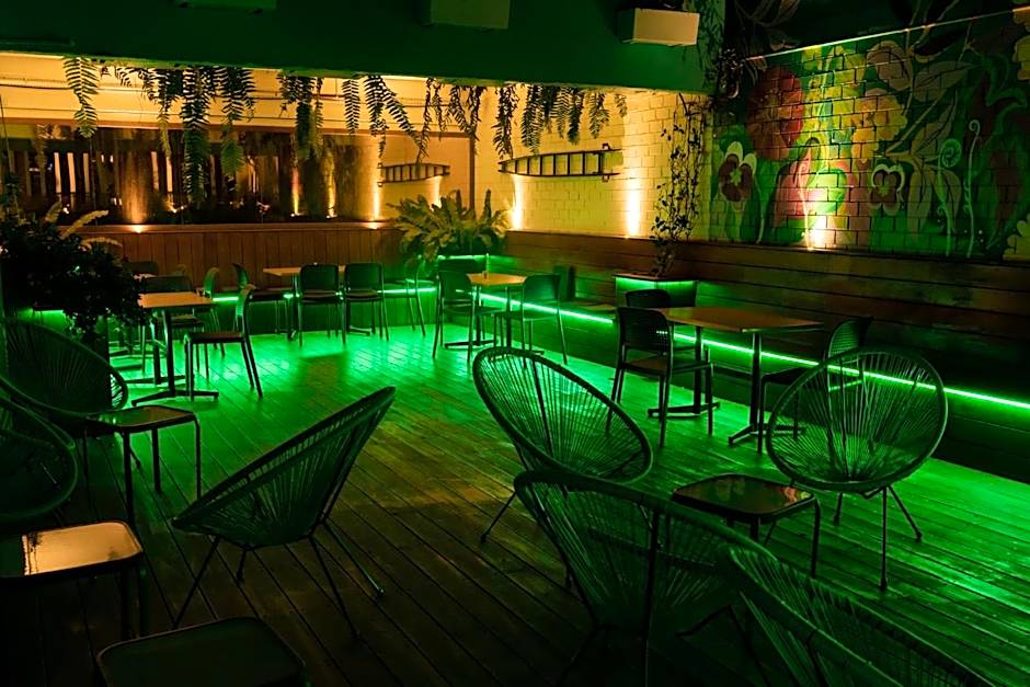 Flinders Backpackers