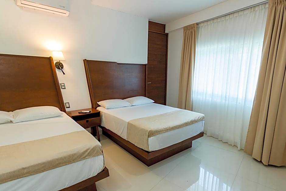 LA LOMA SUITES