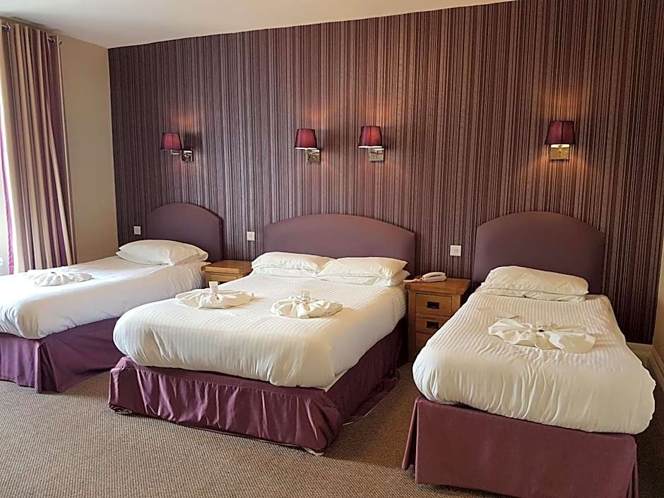 Riviera Hotel