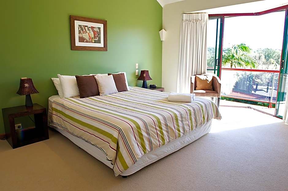 Byron Links Apartments