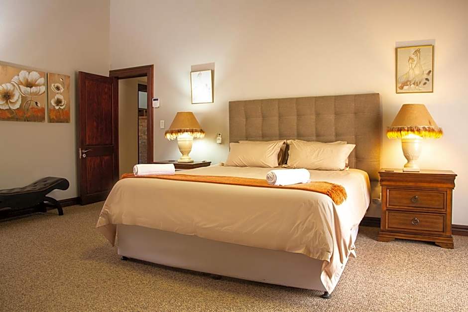 Sondela Nature Reserve & Spa Makhato Lodges