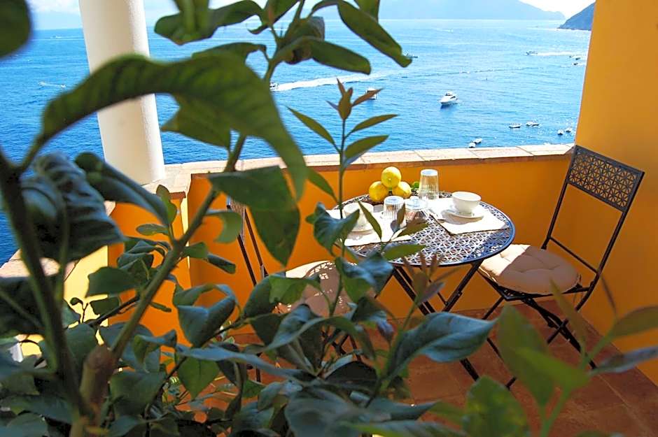 La Terrazza sul Mare