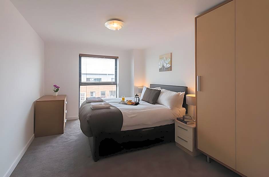 Base Serviced Apartments - Duke Street