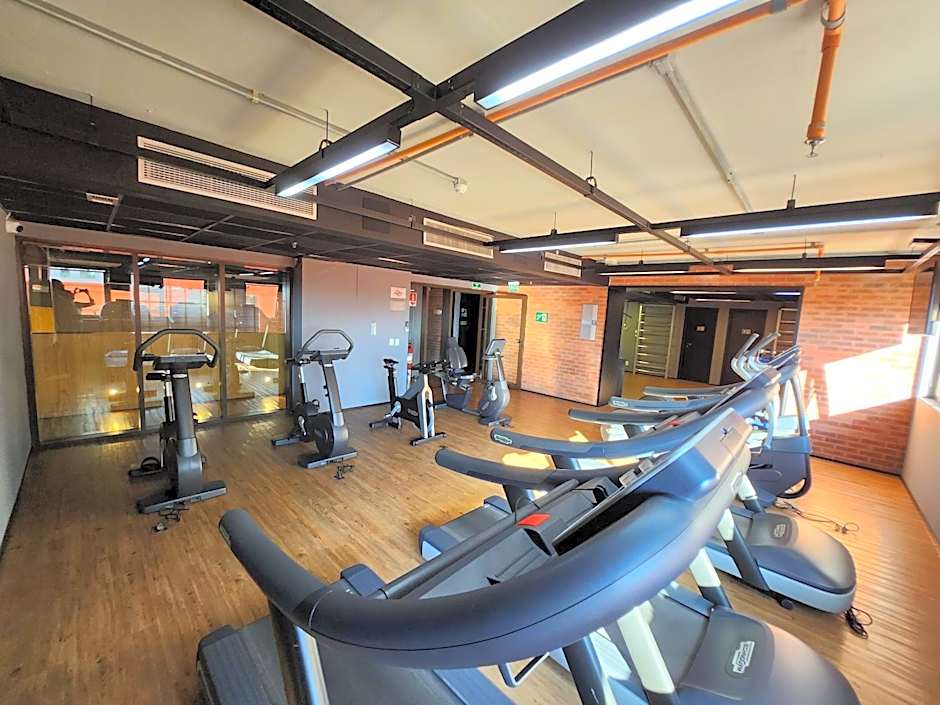 AlphaStay by Alpha - StayService