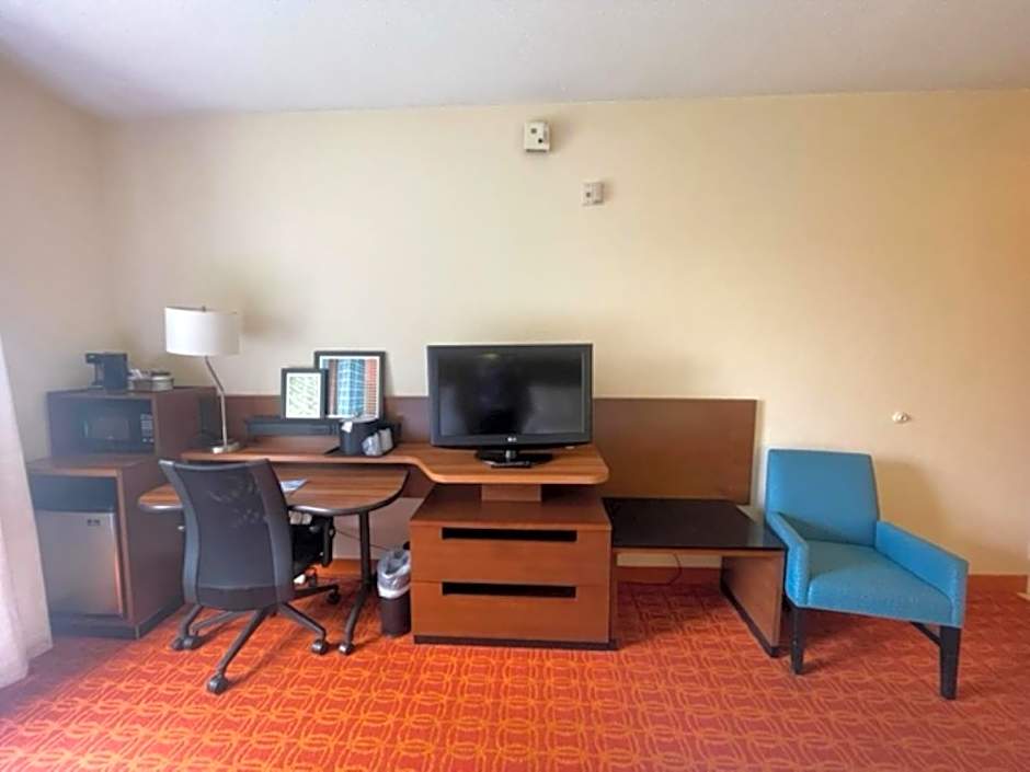 Fairfield Inn & Suites by Marriott Potomac Mills Woodbridge