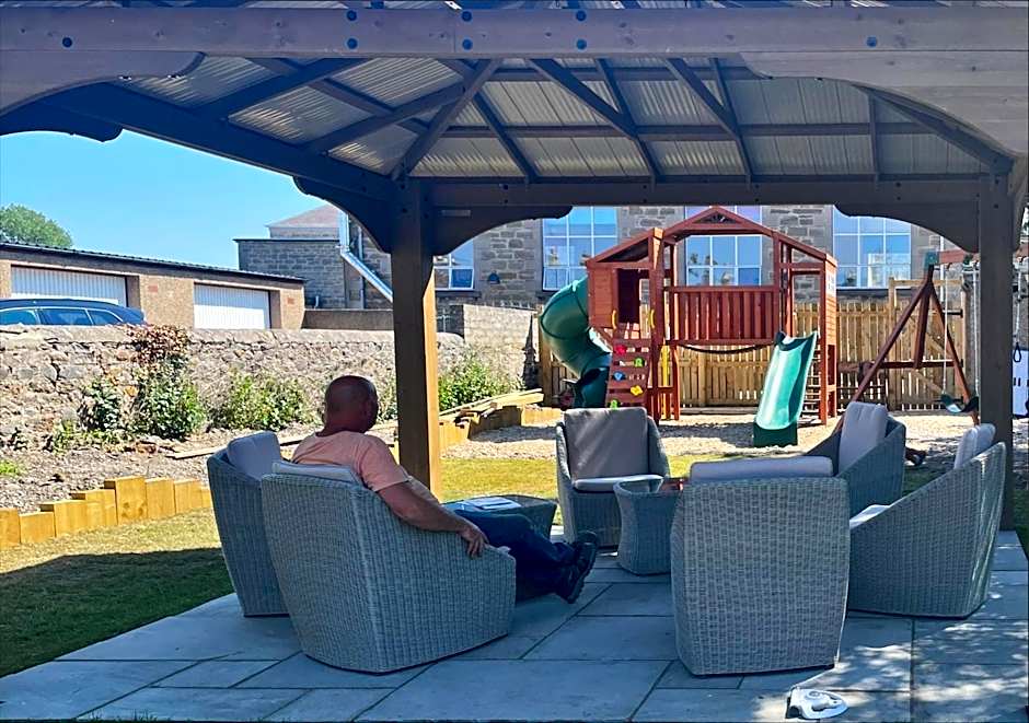 The Brig & Barrel hotel