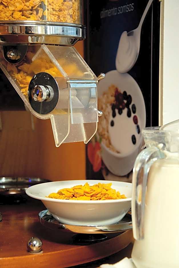 VIP Executive Eden Aparthotel