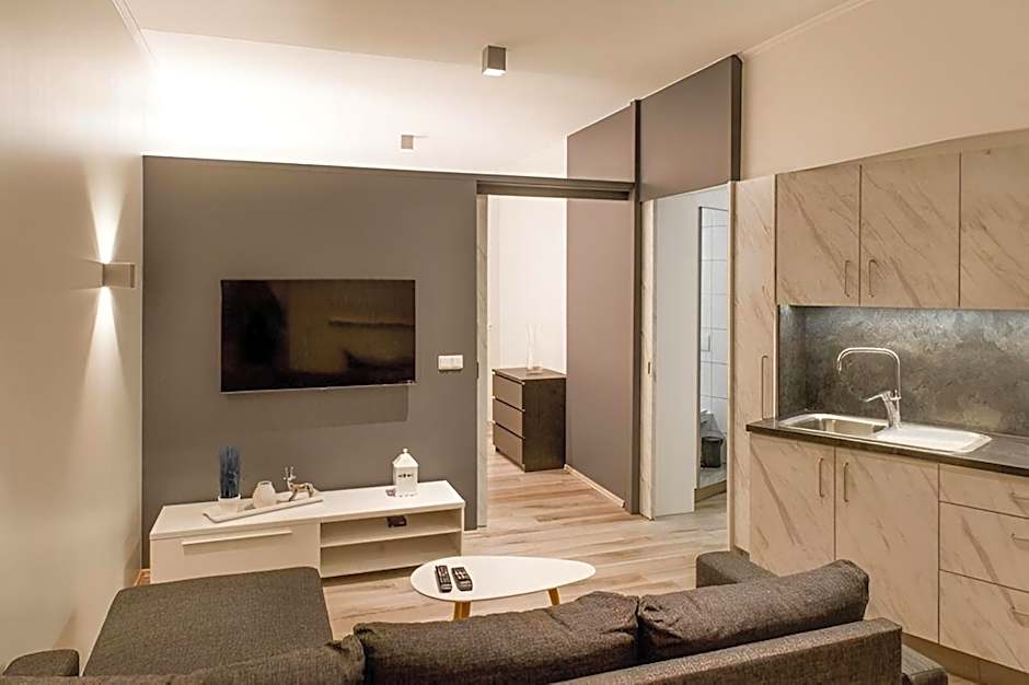 Lava Apartments & Rooms