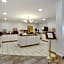 Orangewood Inn & Suites Kansas City Airport