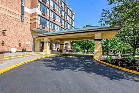 Inn at Lebanon - Hershey & Manheim area