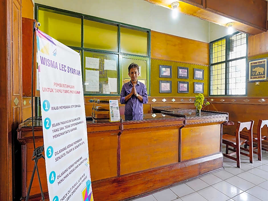 Hotel O Wisma Lec Syariah