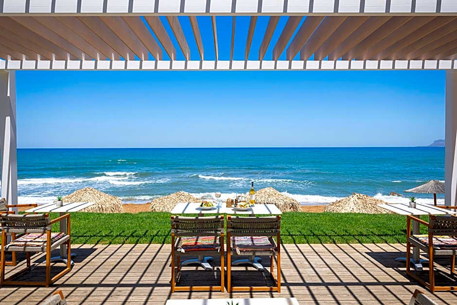 The Mini Beach Hotel