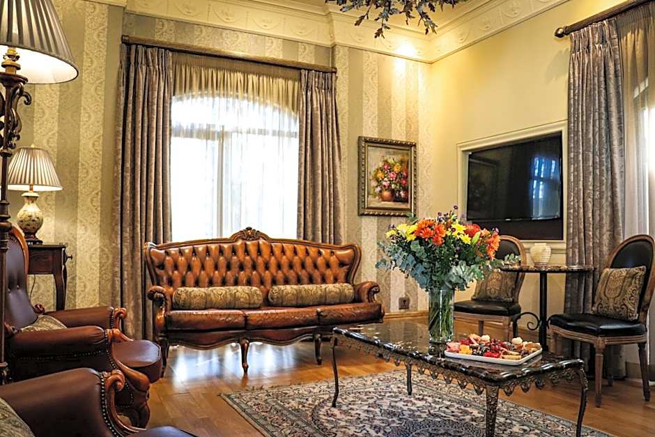 Three Rivers Lodge and Villas