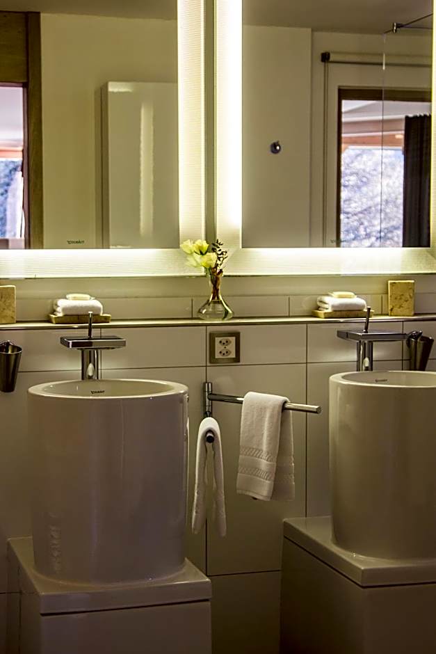 Waldhotel Fletschhorn Panoramic Retreat in Saas Fee