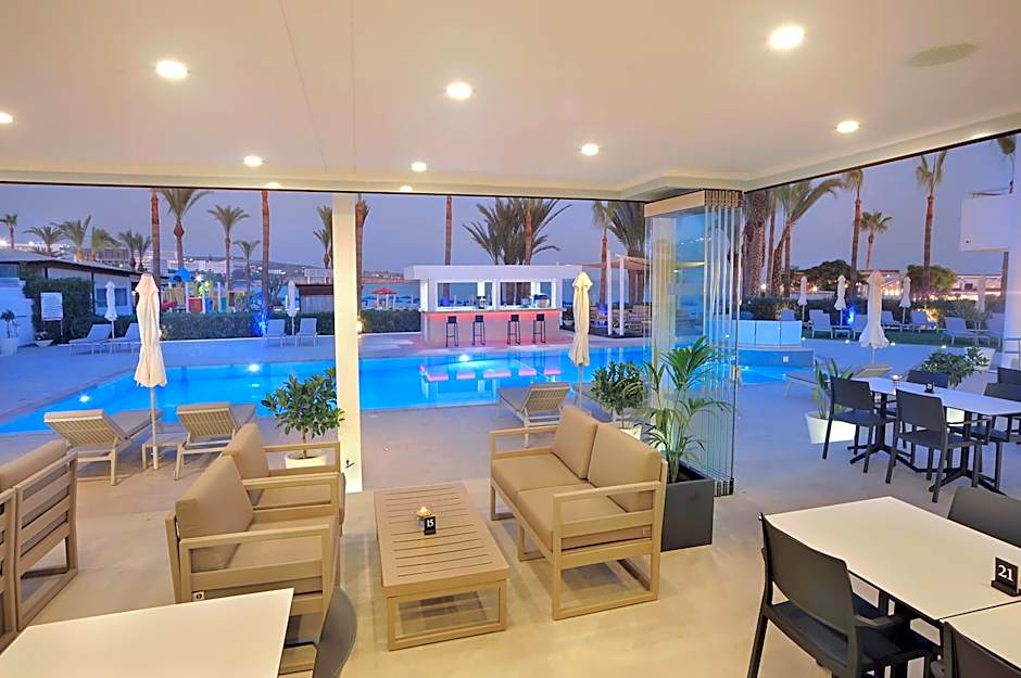 Okeanos Beach Boutique Hotel