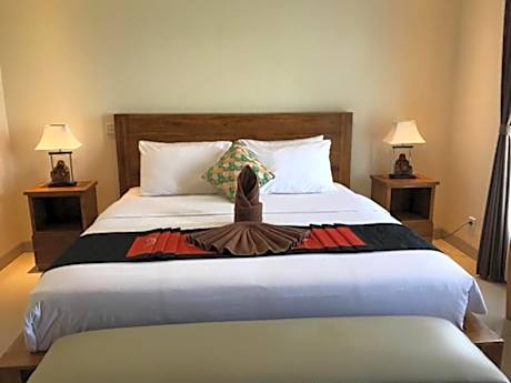 Deluxe Double or Twin Room with Balcony