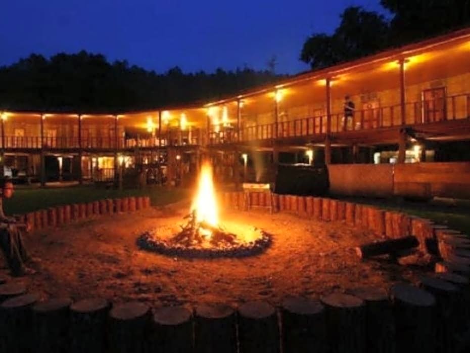 Karen Hill Tribe Lodge