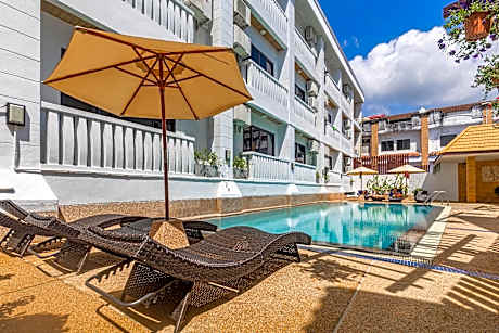 Rattana Karon Beach Hotel