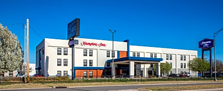 Hampton Inn Hutchinson