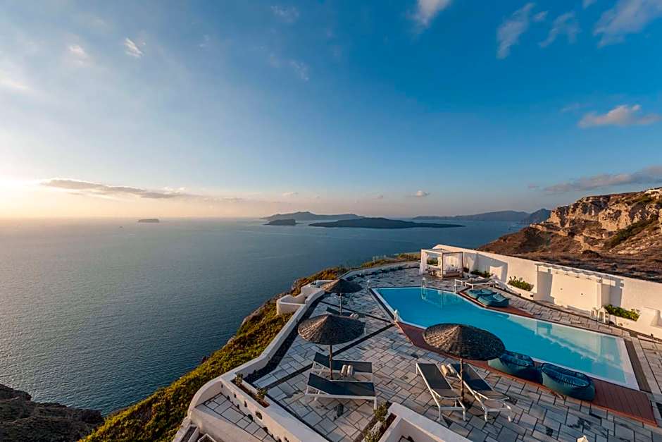 Caldera's Dolphin Suites